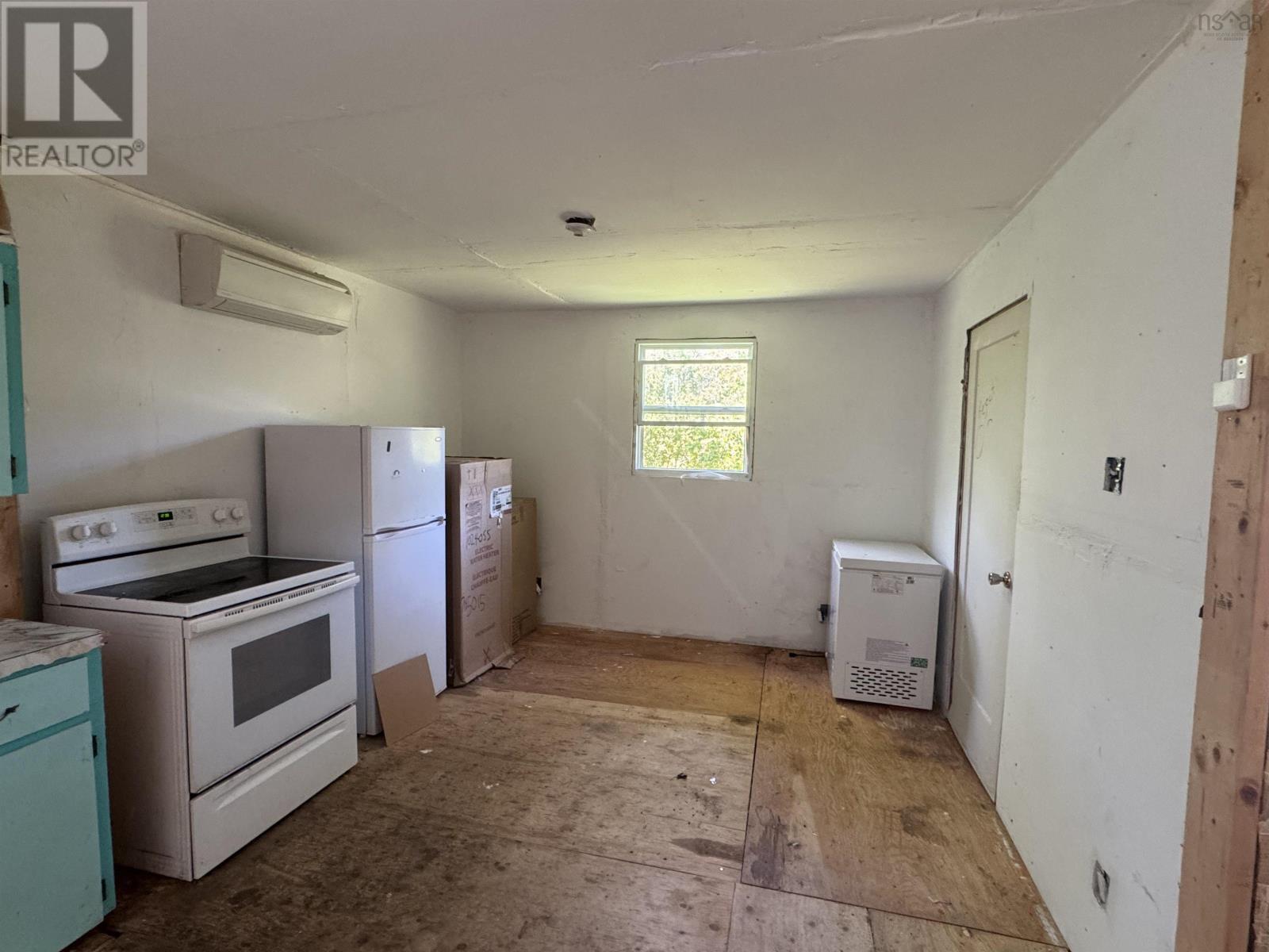 597 North River Road, North River — photo 3