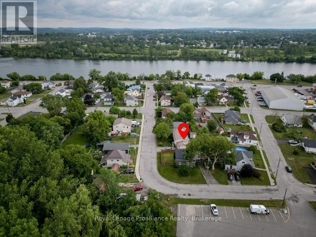 61 PELHAM STREET - Image 38