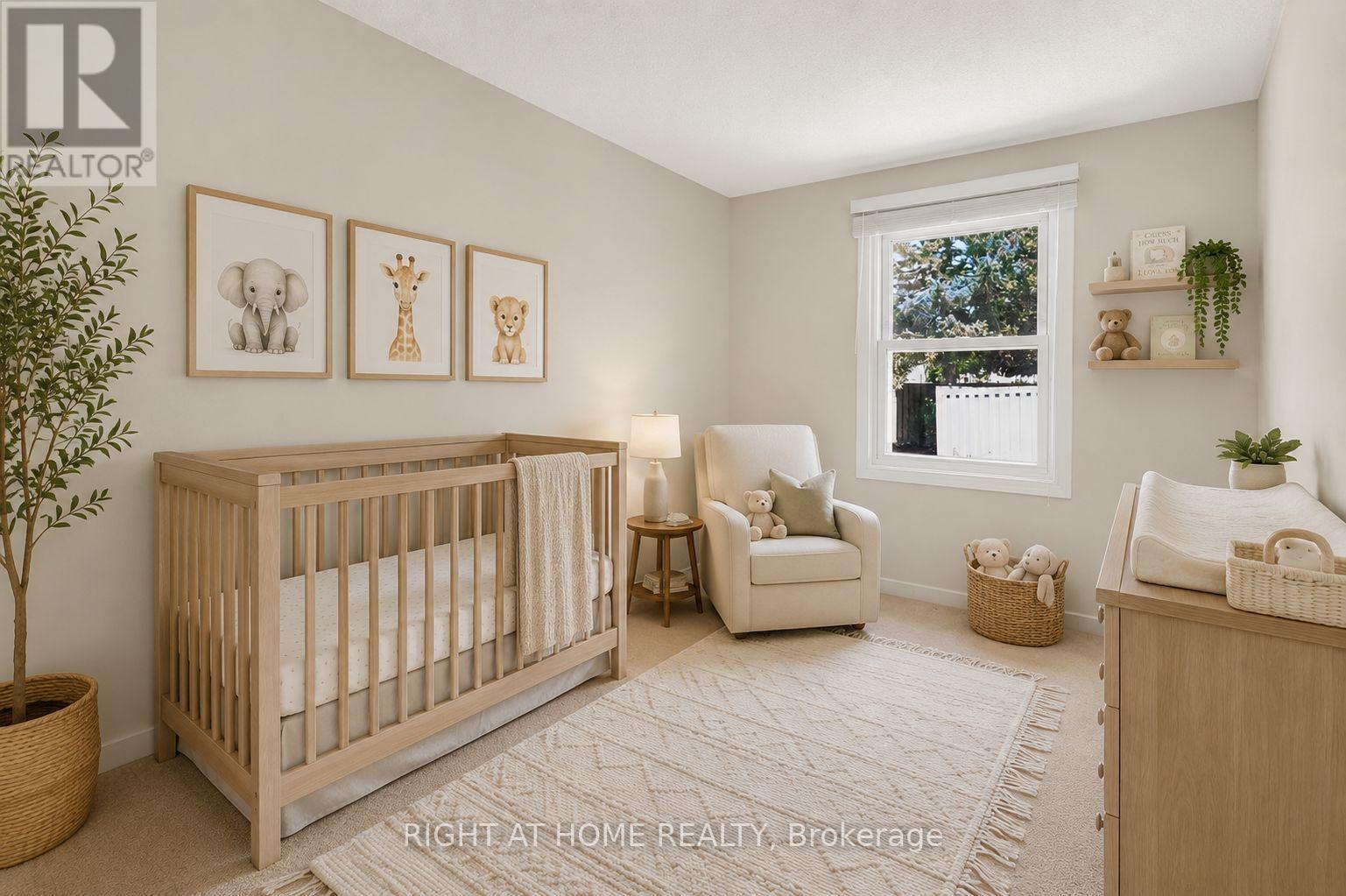 #11 215 GLAMIS ROAD - Image 15