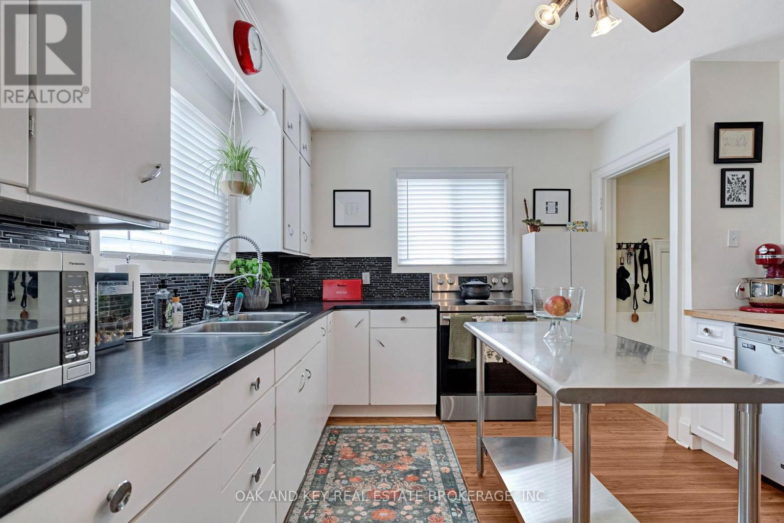 120 SYDENHAM STREET - Image 23