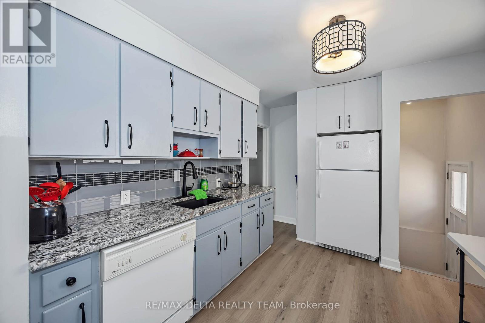 115 MEADOWLANDS DRIVE W - 15