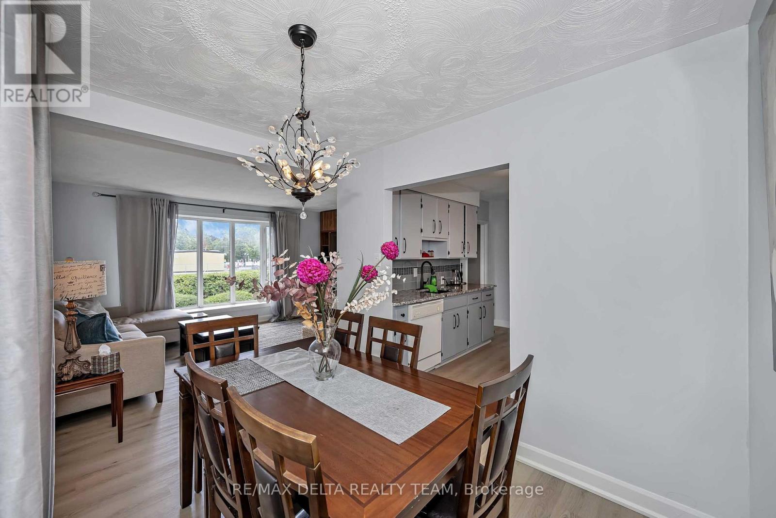 115 MEADOWLANDS DRIVE W - 12