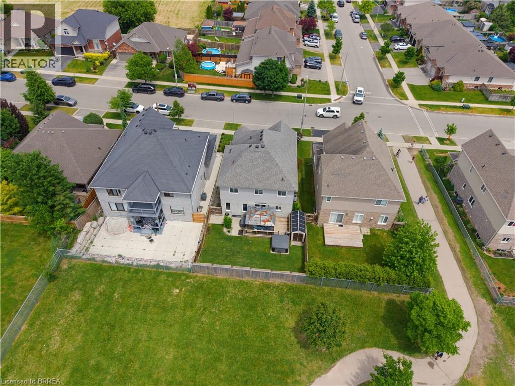 21 IRONGATE Drive - 39