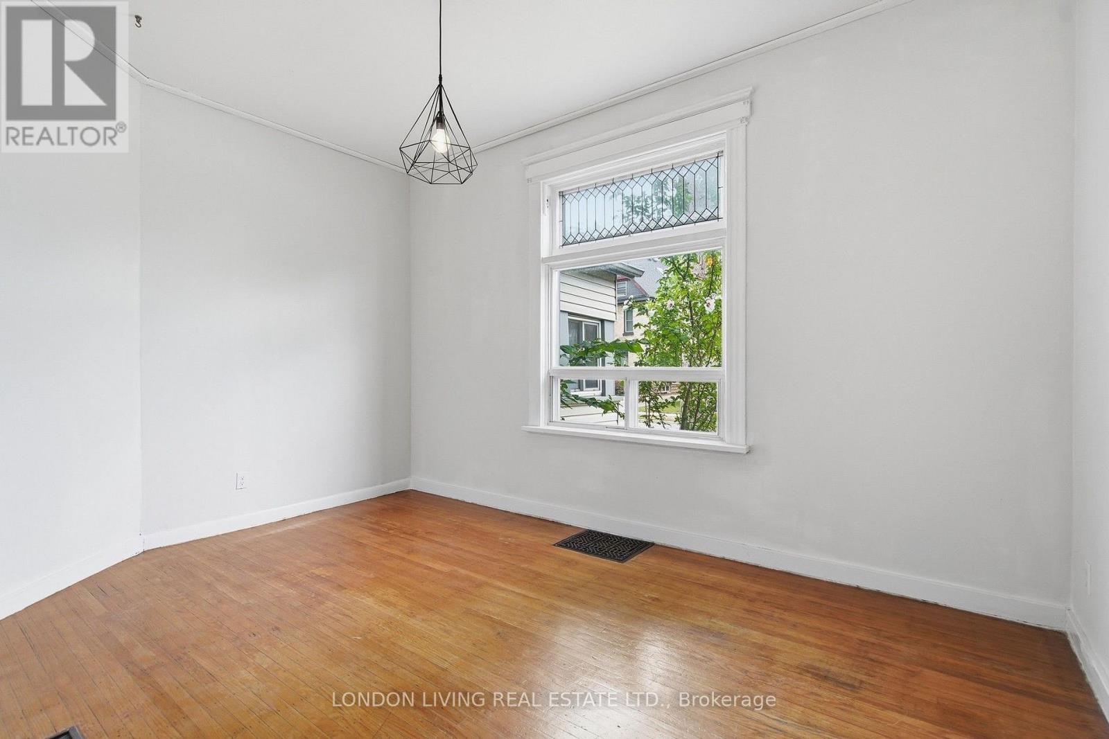 240 WORTLEY ROAD - 15