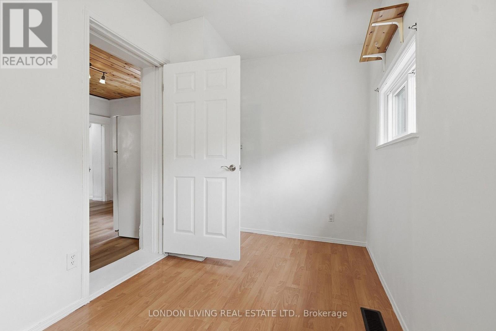 240 WORTLEY ROAD - 19