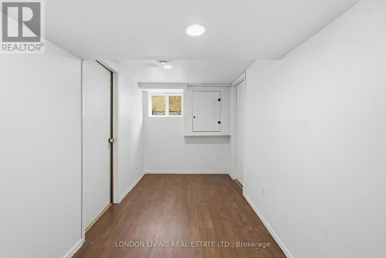 240 WORTLEY ROAD - 22