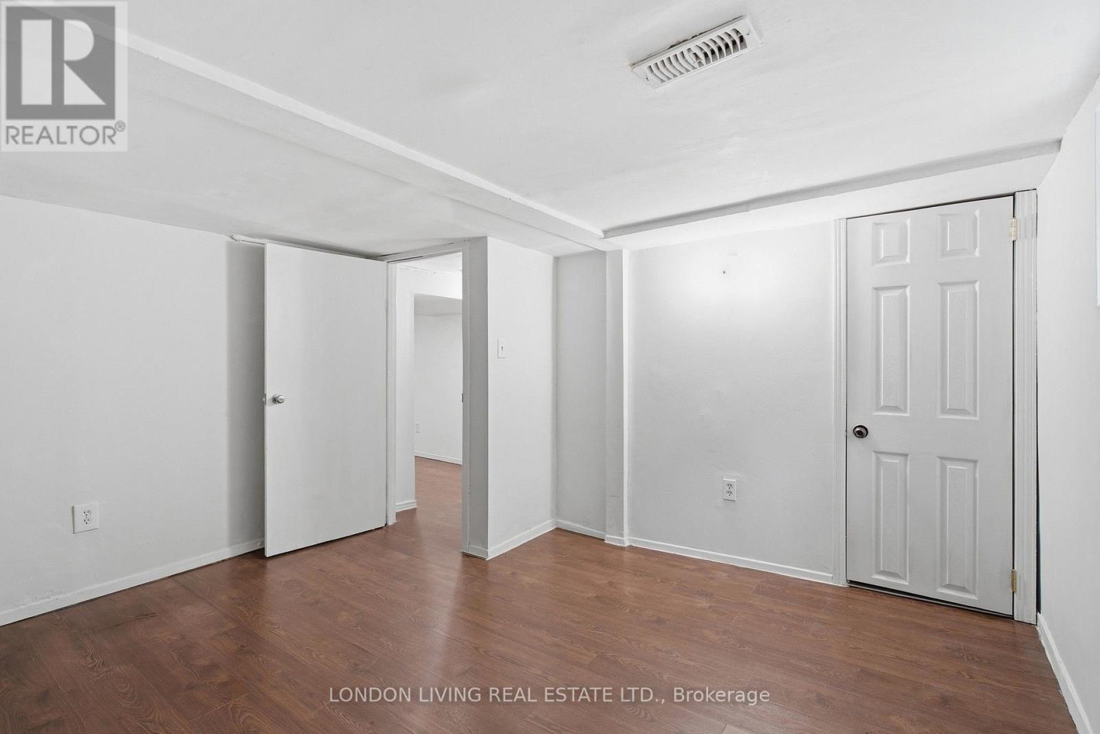 240 WORTLEY ROAD - 26