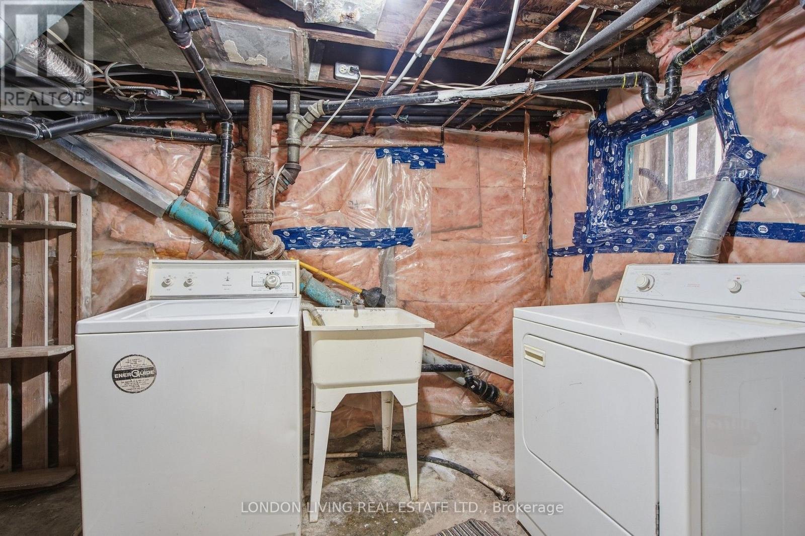 240 WORTLEY ROAD - 27