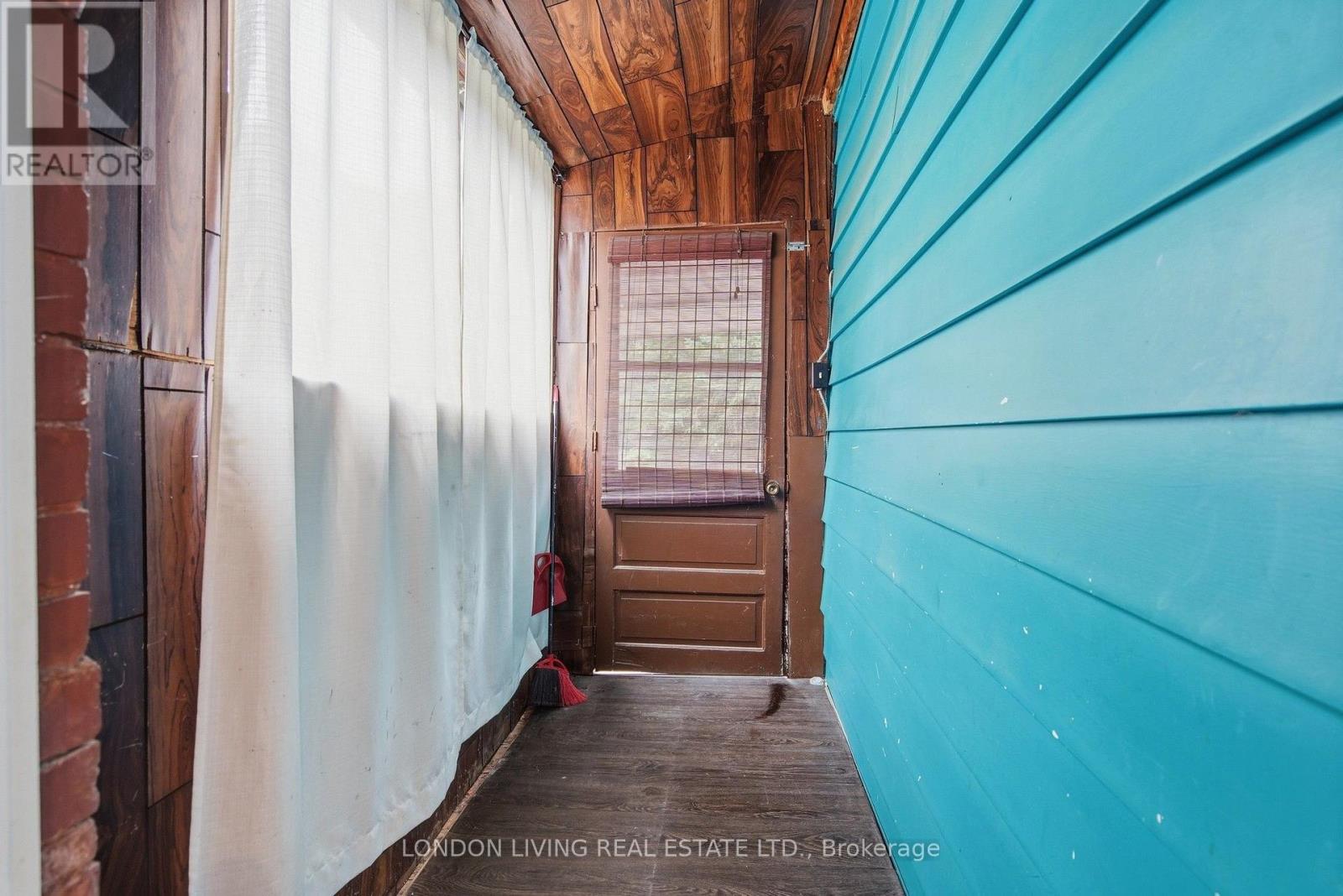 240 WORTLEY ROAD - 29