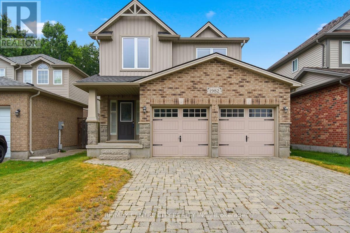 1982 DENVIEW AVENUE - 1