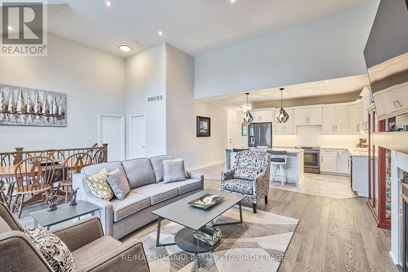 #5 9 SASSAFRAS ROW - Image 11