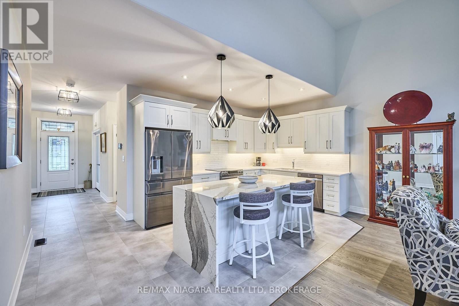 #5 9 SASSAFRAS ROW - Image 13