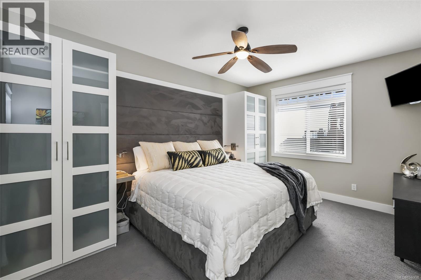 3315 Dogwood Rd - 11