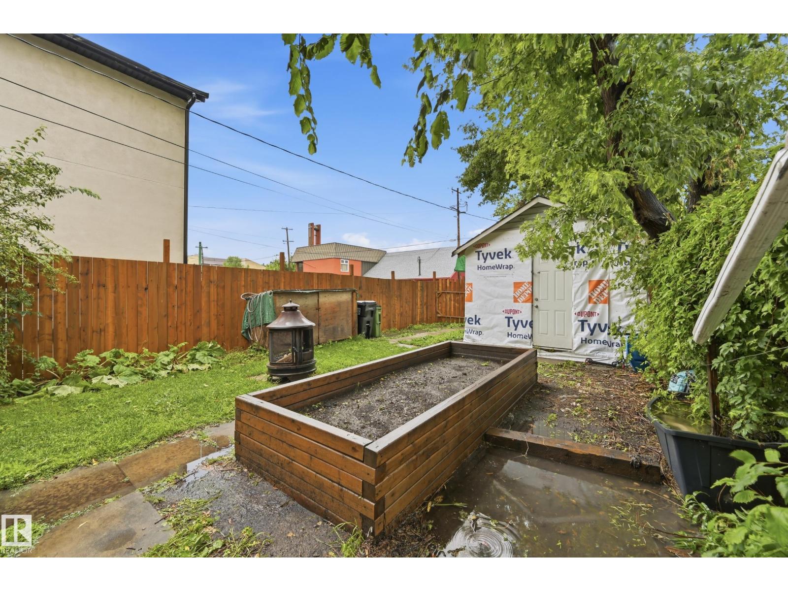 10714 103 ST NW - 36