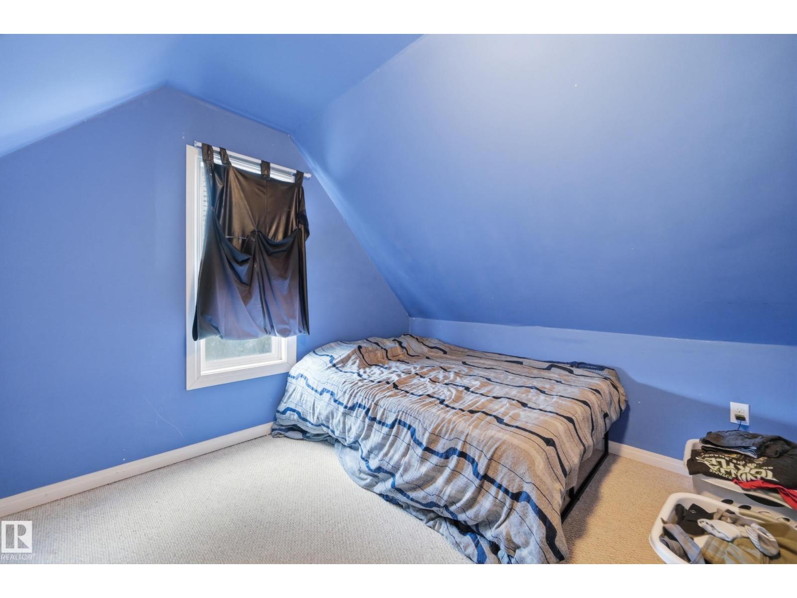 10714 103 ST NW - 16