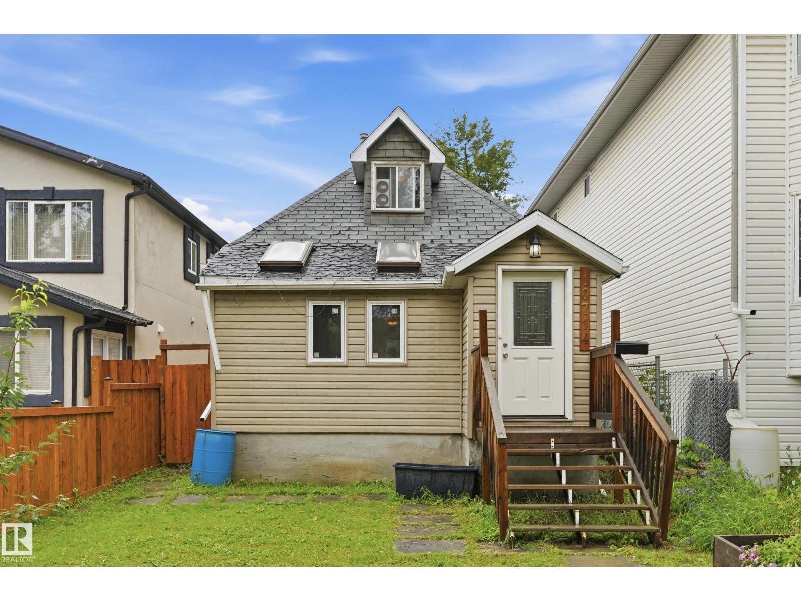 10714 103 ST NW - 31