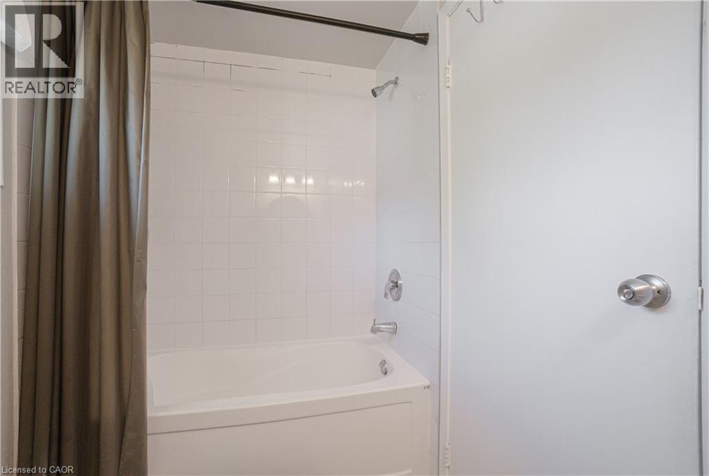 #79 35 WATERMAN Avenue - 36