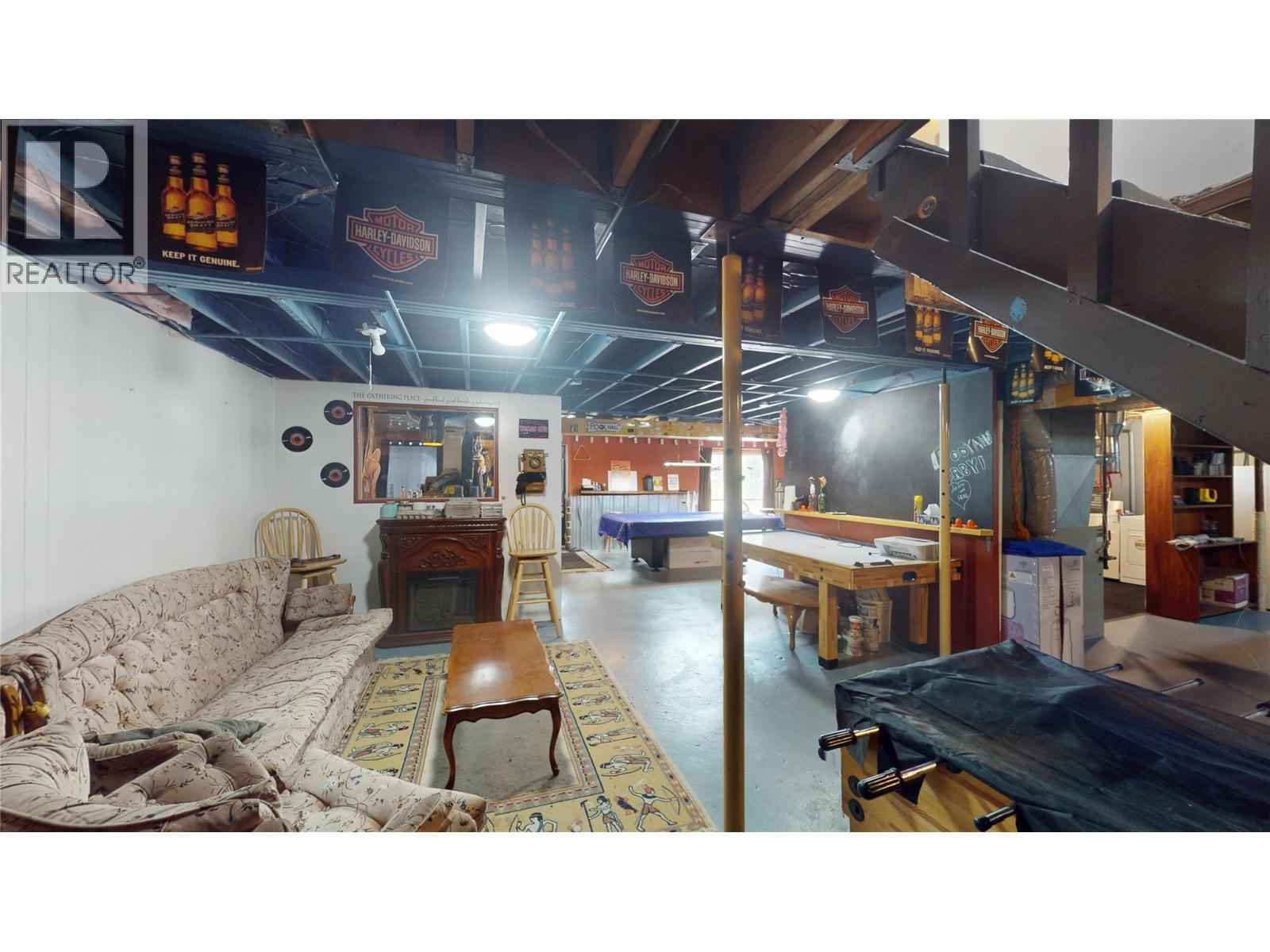 897 Silver Creek Road - 37
