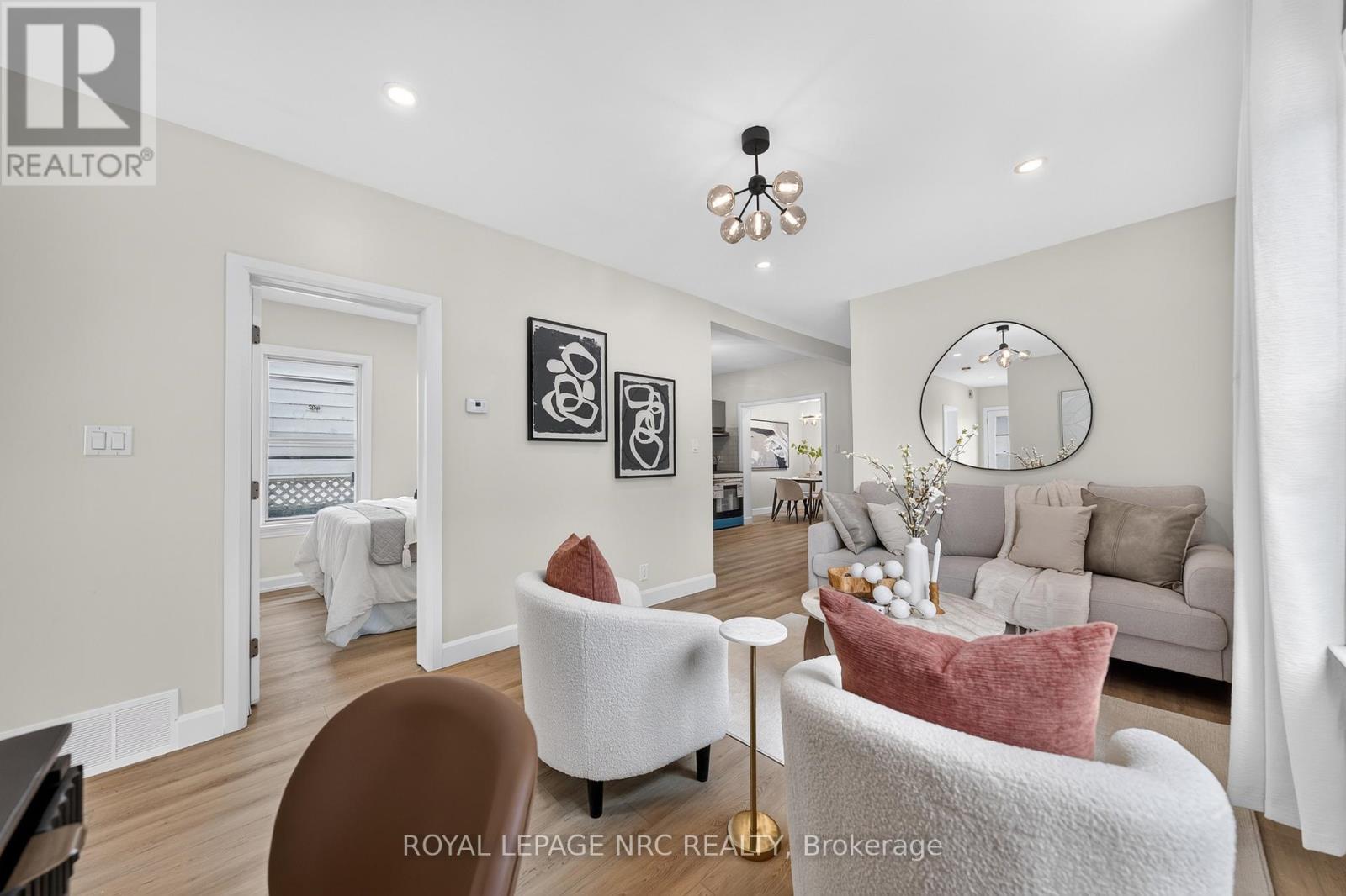 51 QUEEN STREET S - Image 10