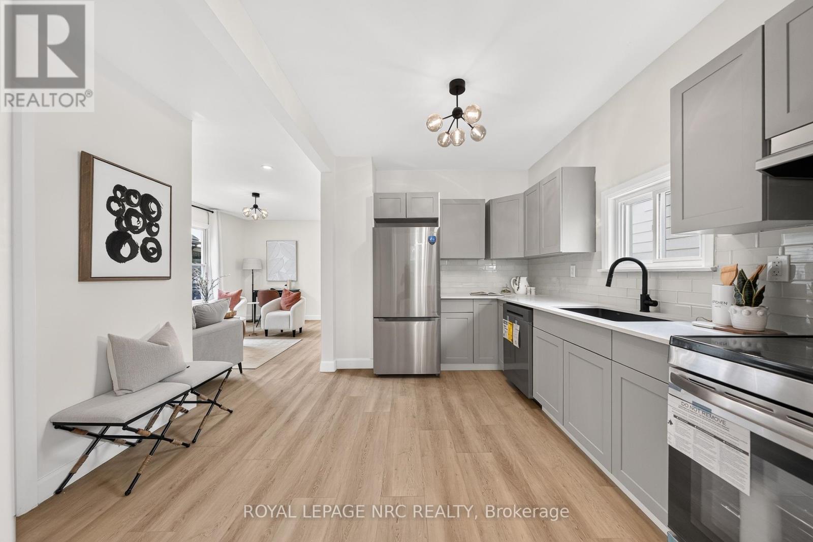 51 QUEEN STREET S - Image 17