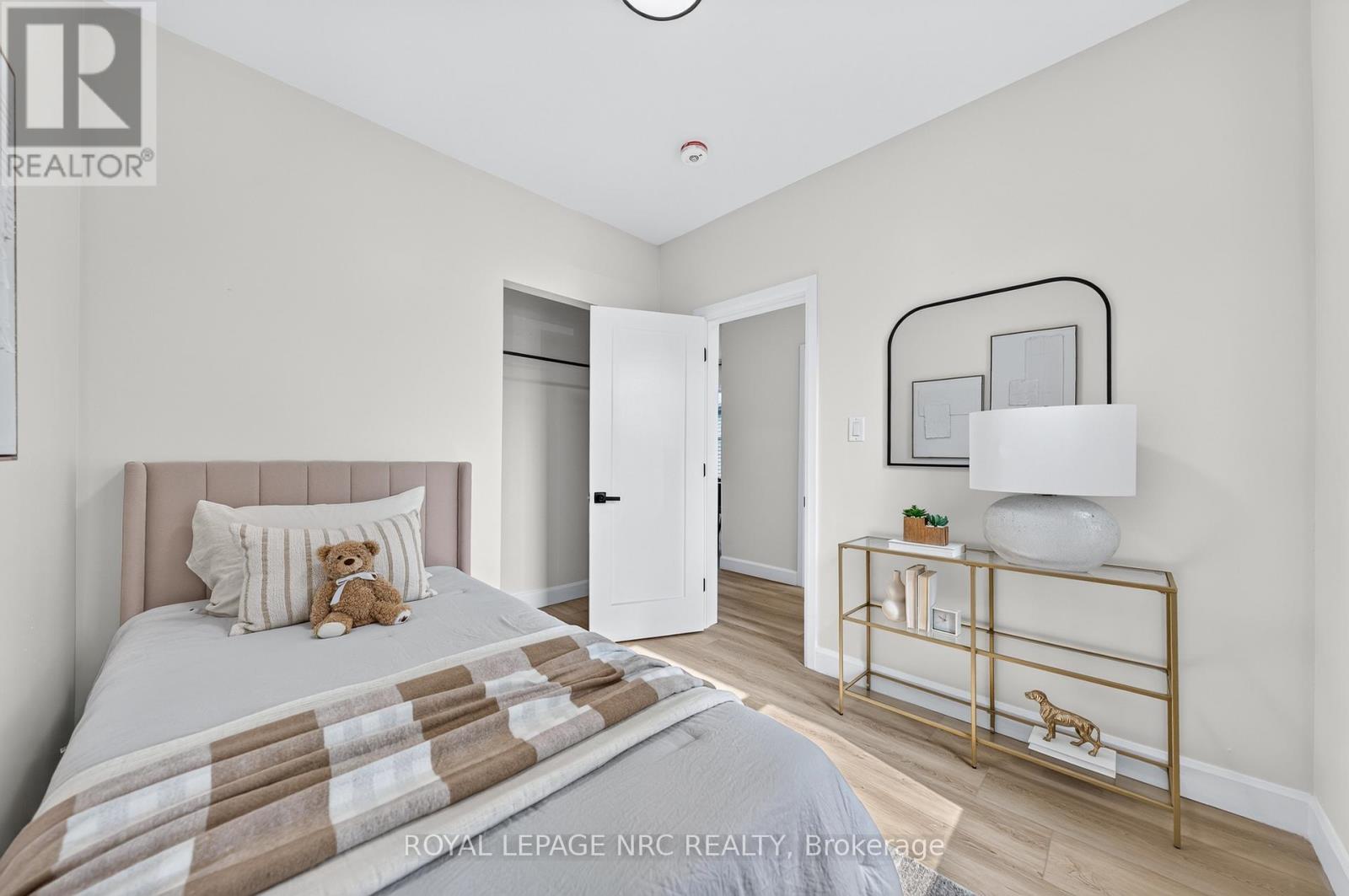 51 QUEEN STREET S - Image 26