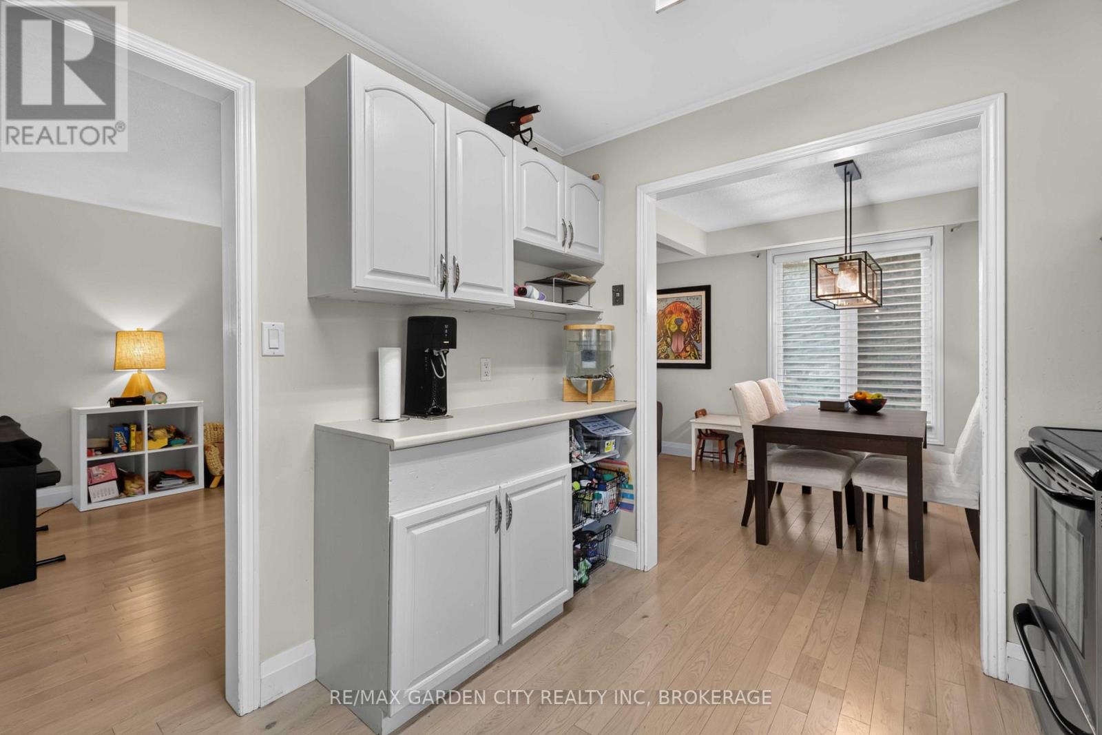 3 FALLINGBROOK DRIVE - 12