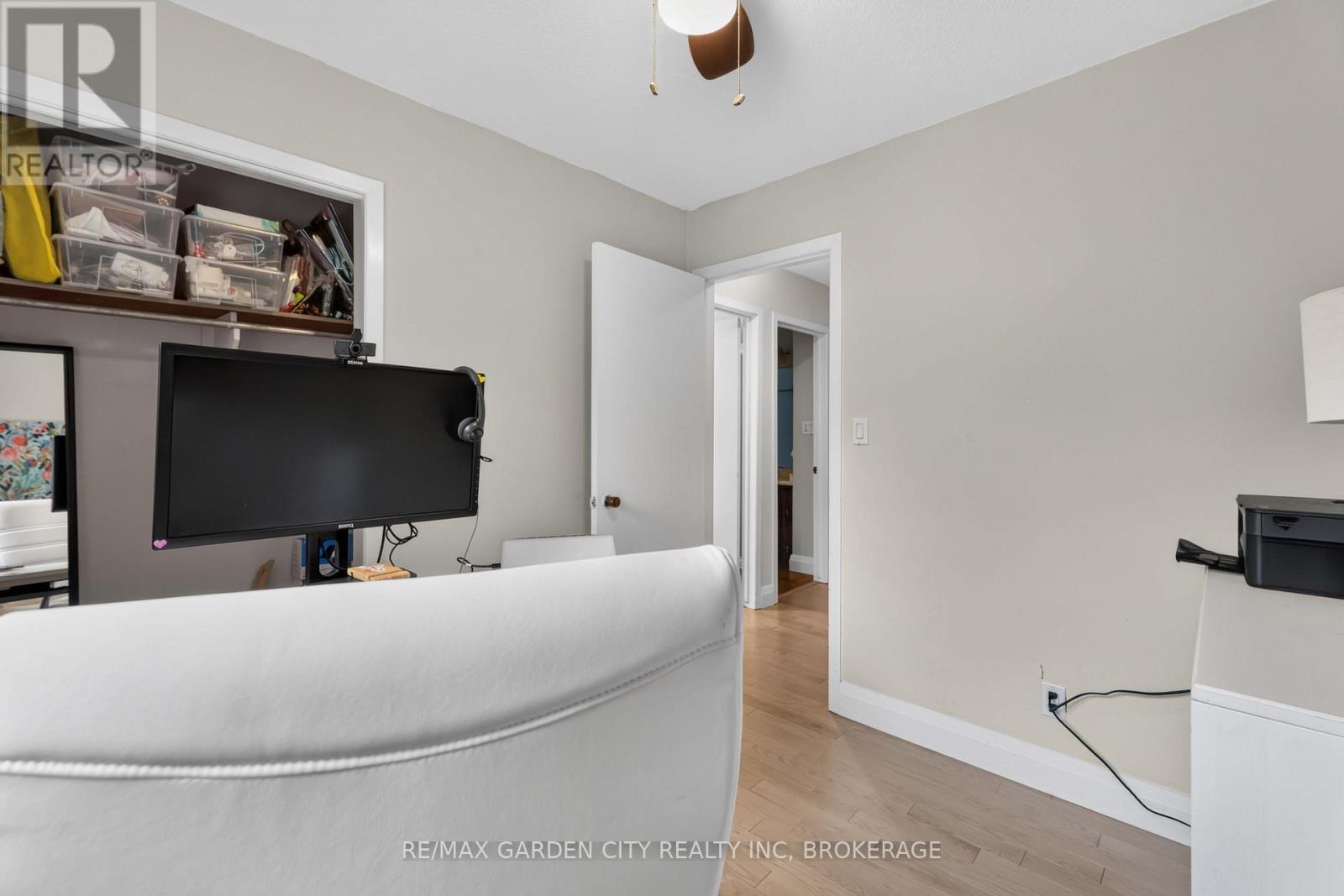 3 FALLINGBROOK DRIVE - 19