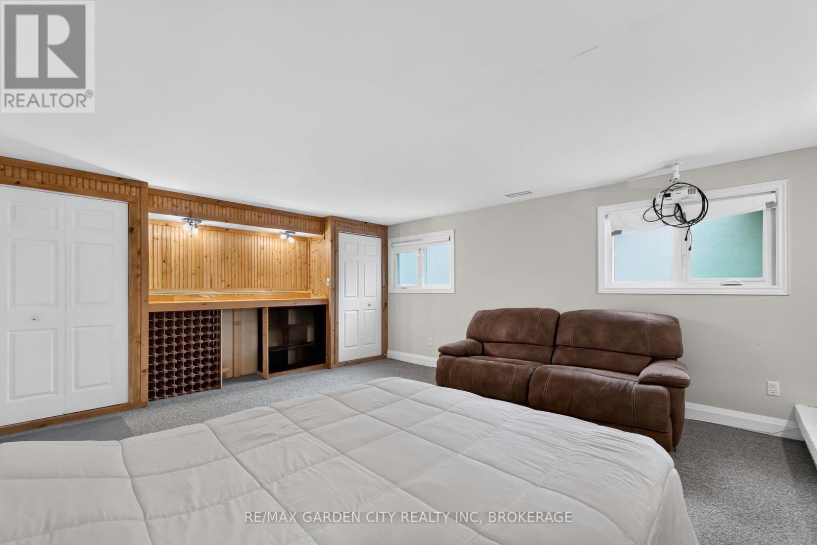 3 FALLINGBROOK DRIVE - 29
