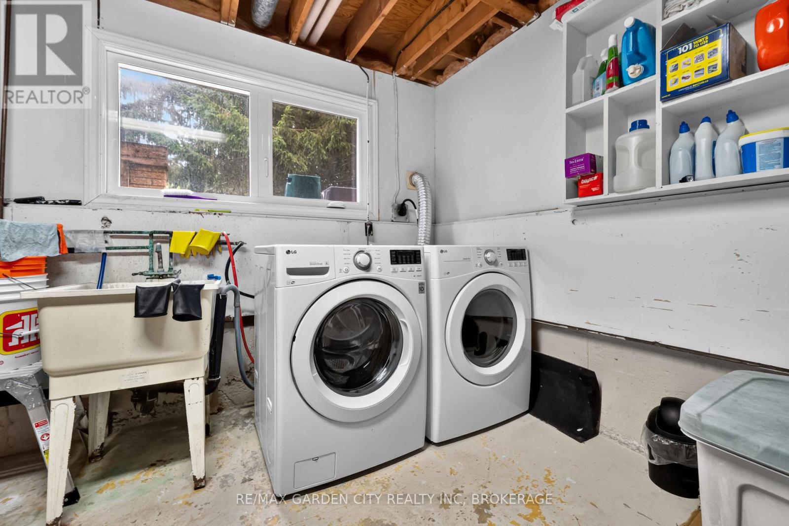 3 FALLINGBROOK DRIVE - Image 33