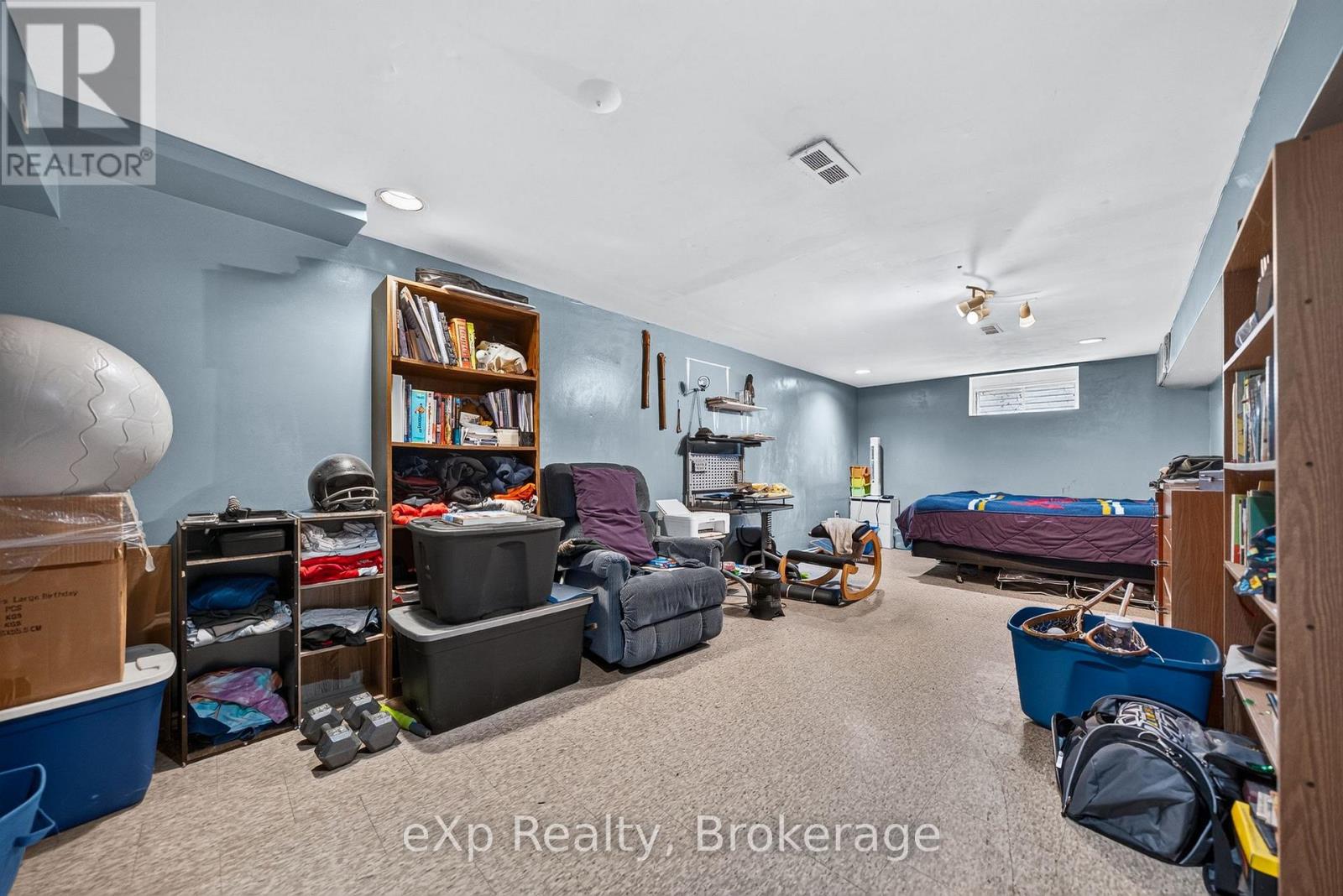 126 CHATHAM STREET - 21
