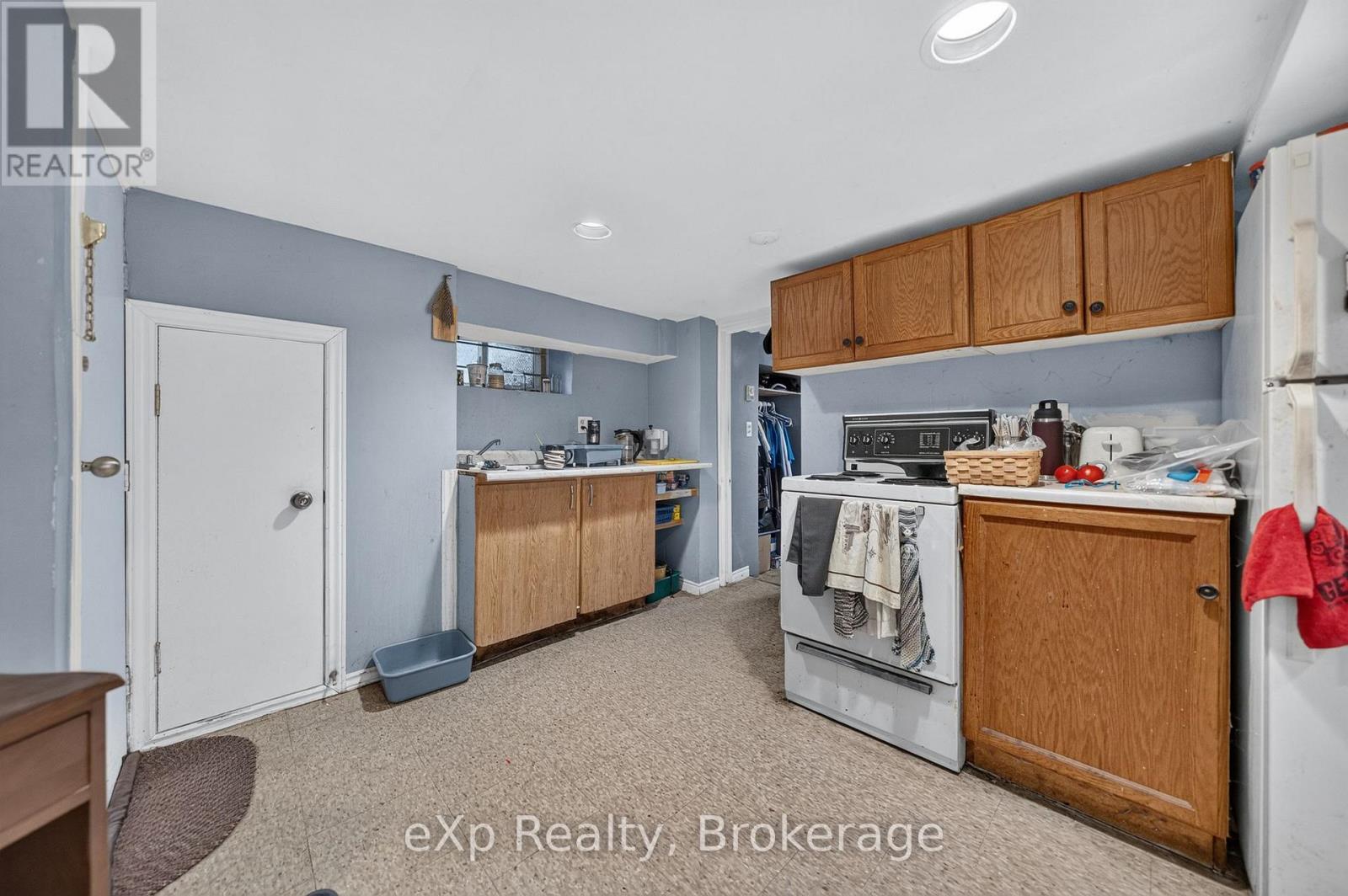 126 CHATHAM STREET - 18