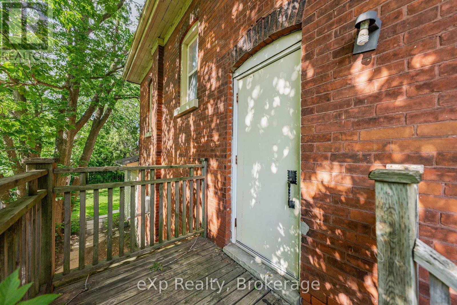 126 CHATHAM STREET - Image 27