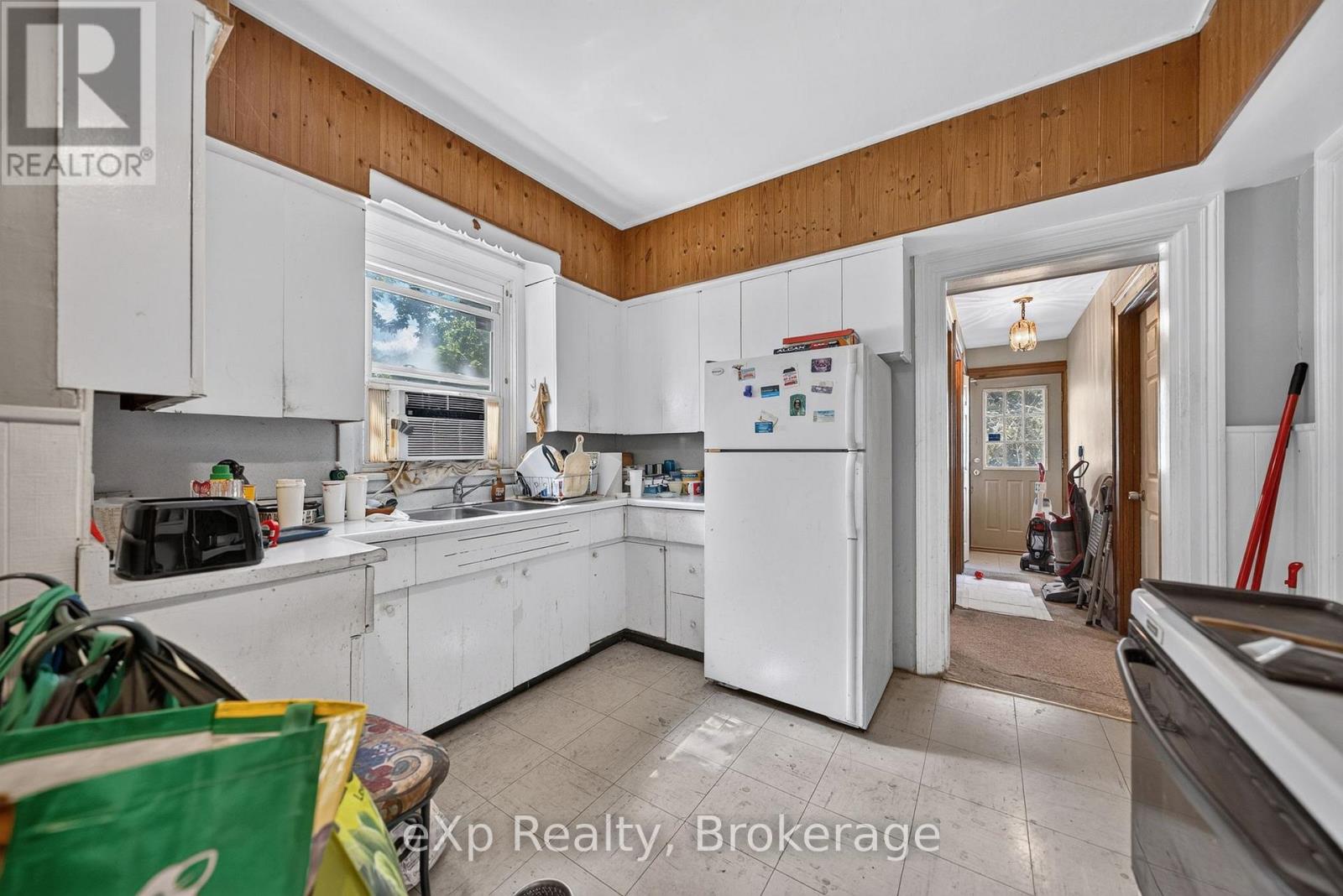 126 CHATHAM STREET - Image 4