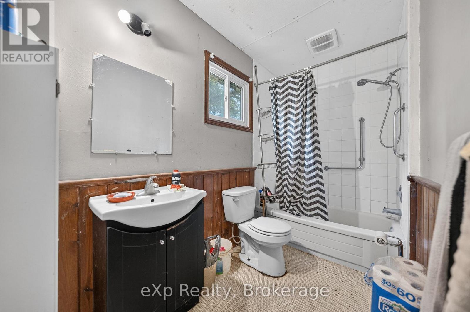 126 CHATHAM STREET - Image 8