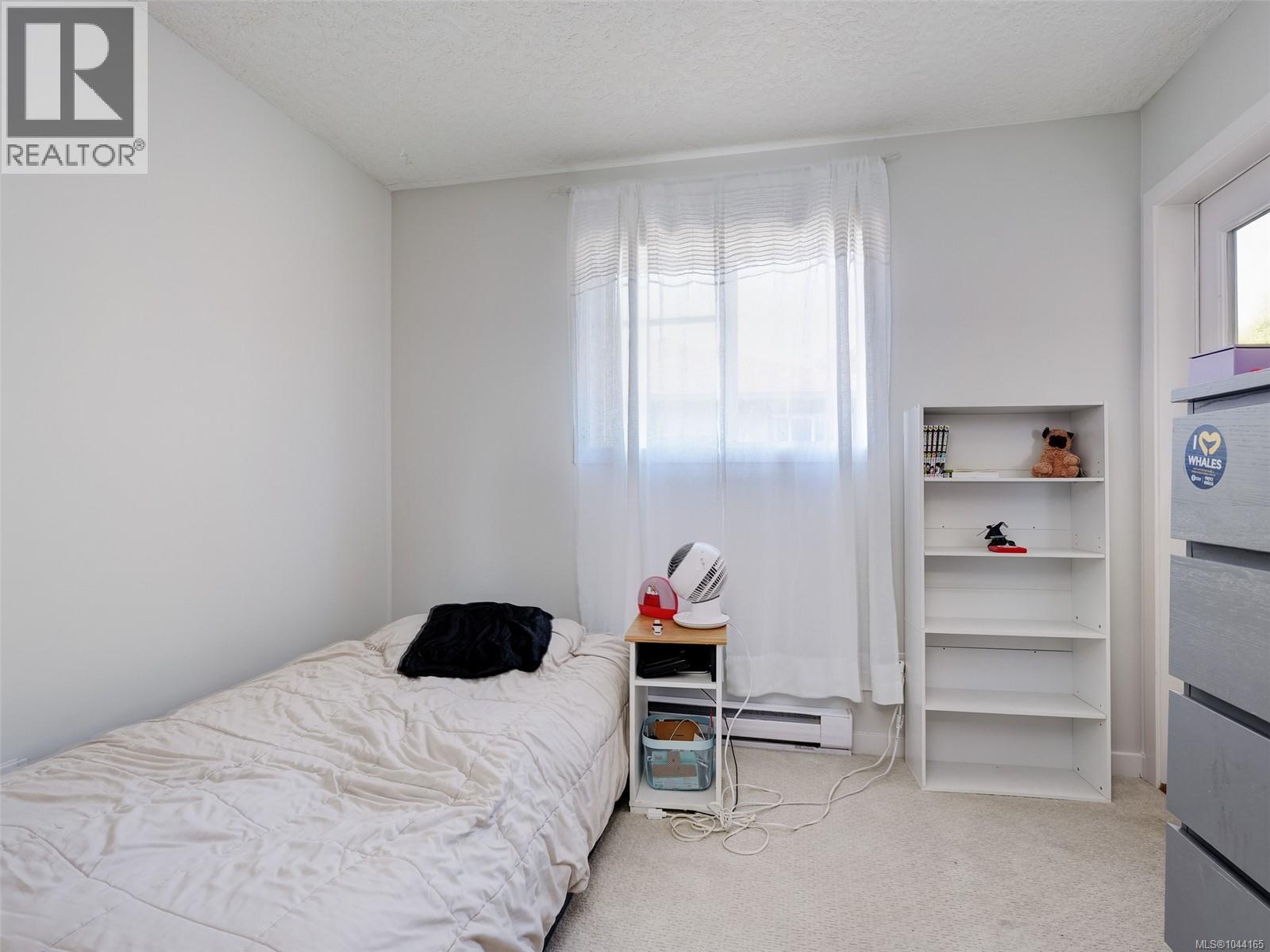 #4 311 Burnside Rd E - 13