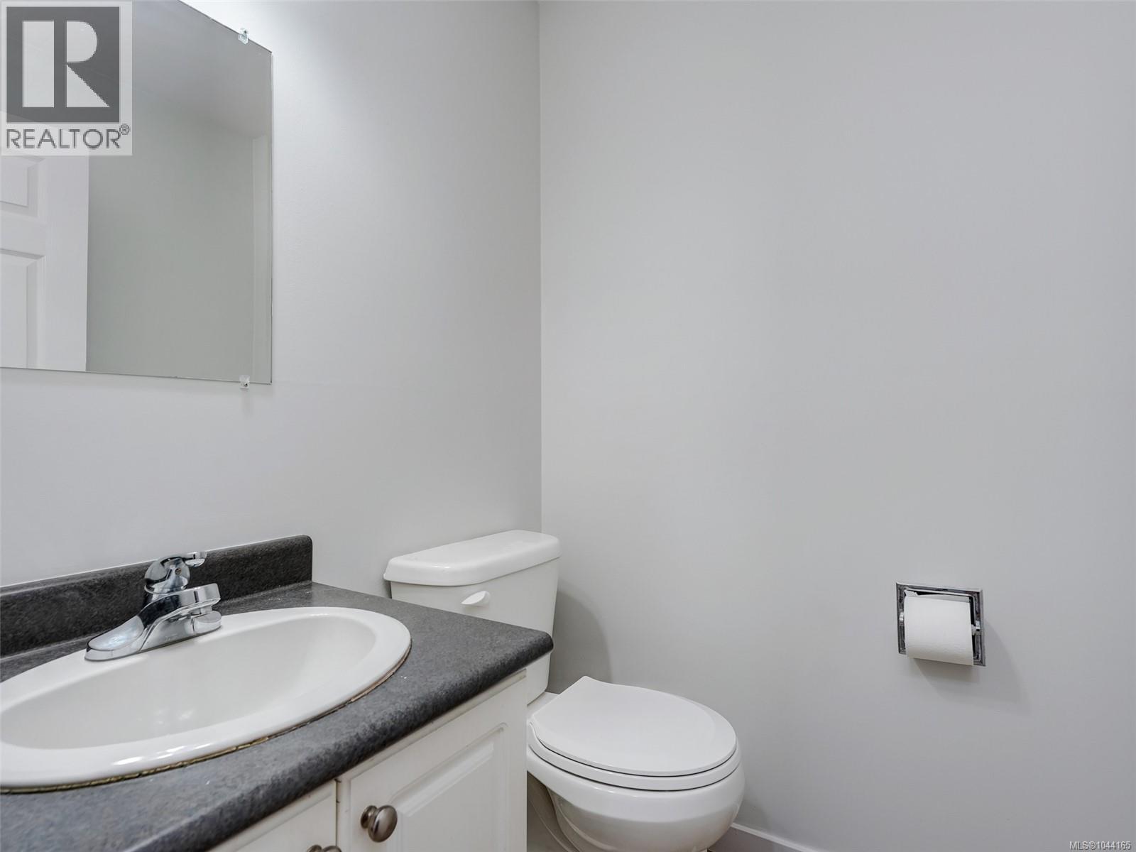 #4 311 Burnside Rd E - 14