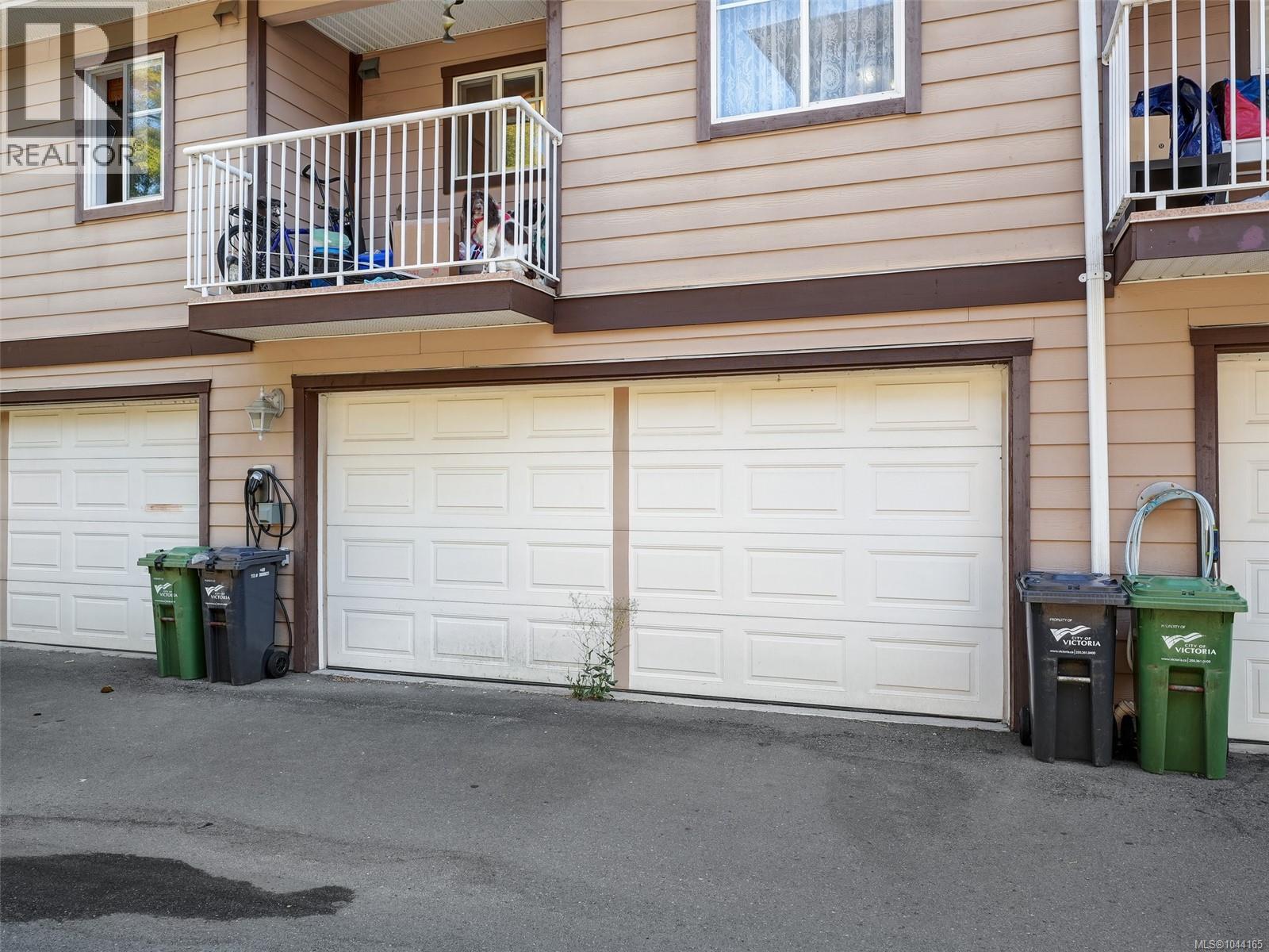 #4 311 Burnside Rd E - 22