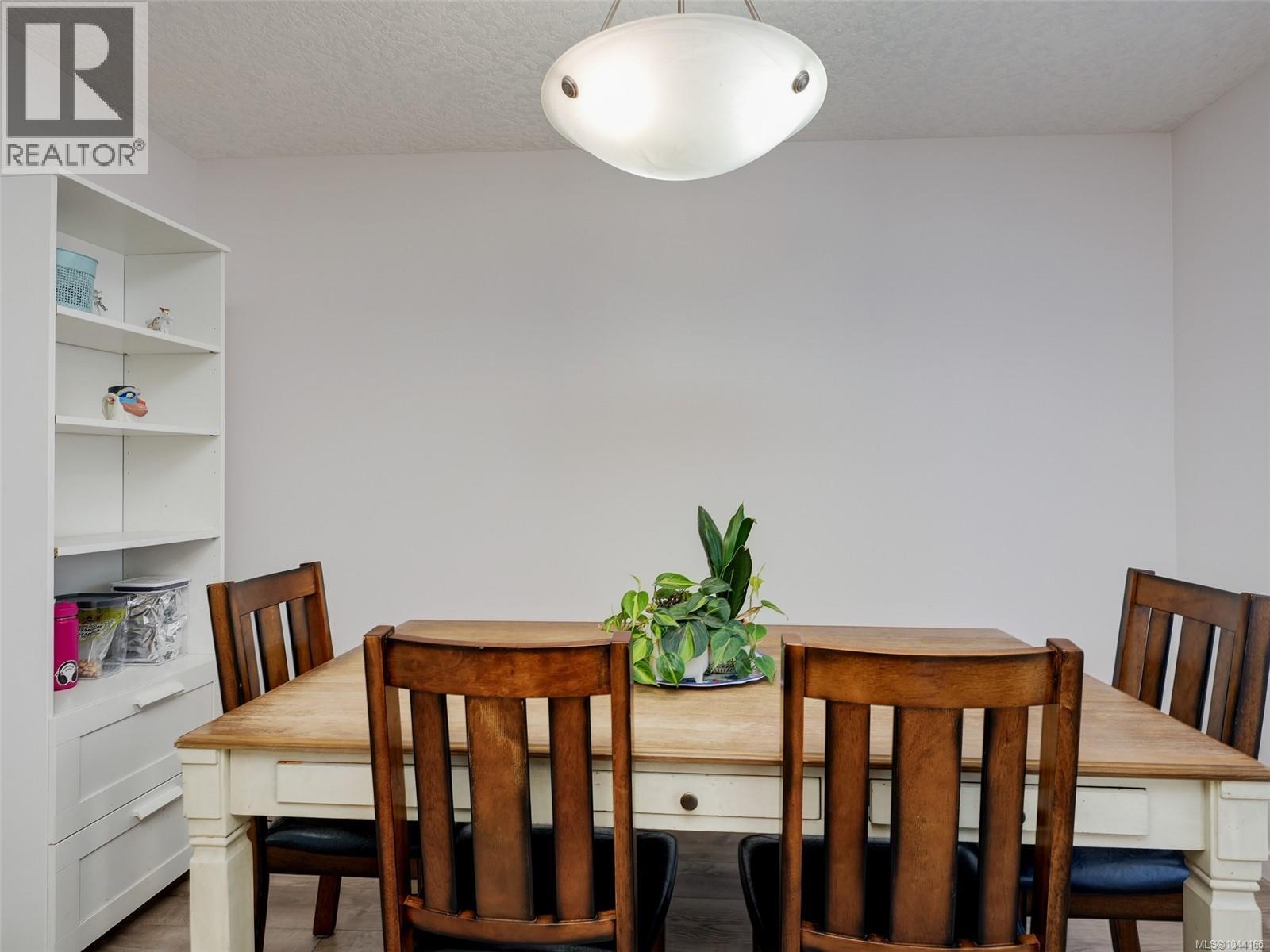 #4 311 Burnside Rd E - 6
