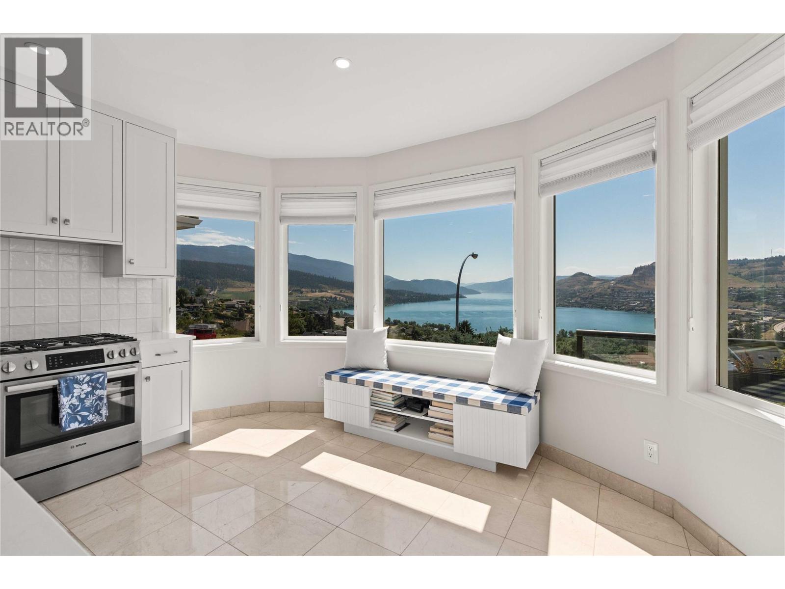 759 Middleton Way - 53