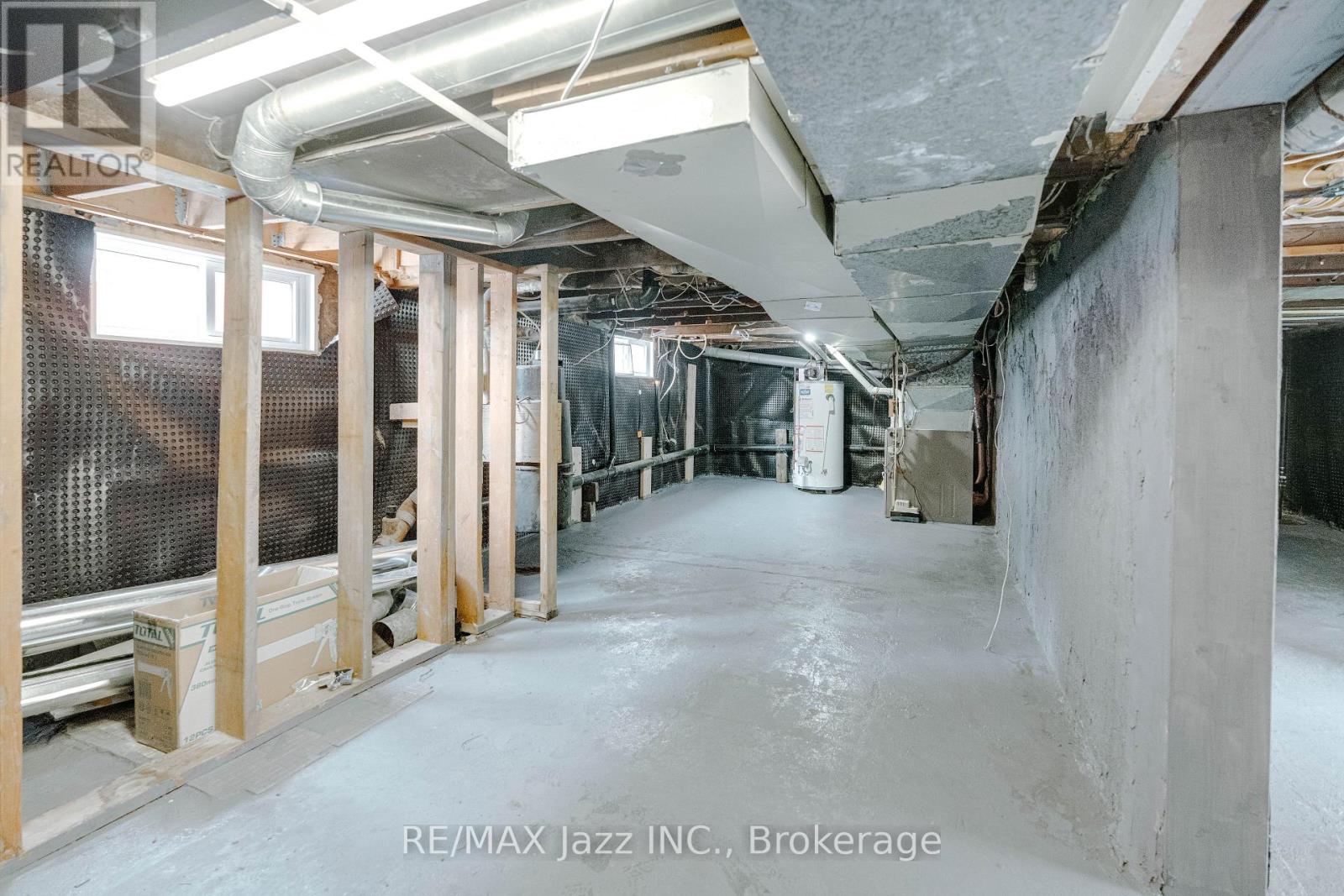 151 BURK STREET - 31