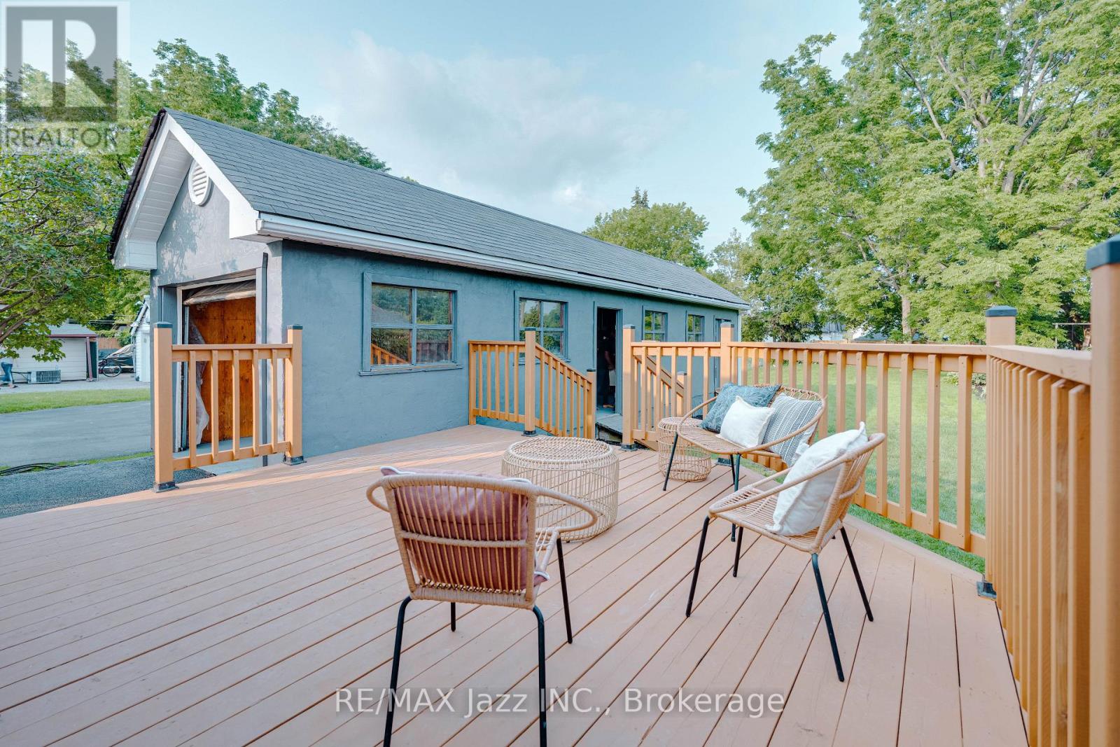 151 BURK STREET - 34