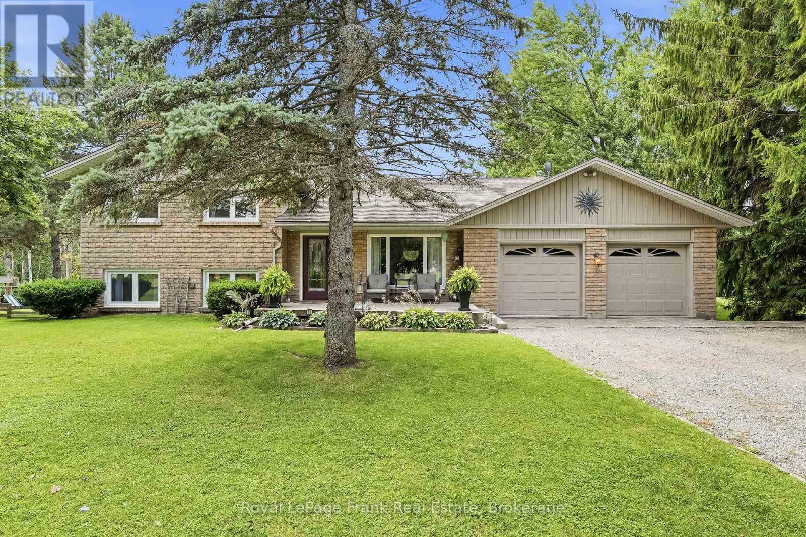 Photo of 32 Jacobsen Boulevard