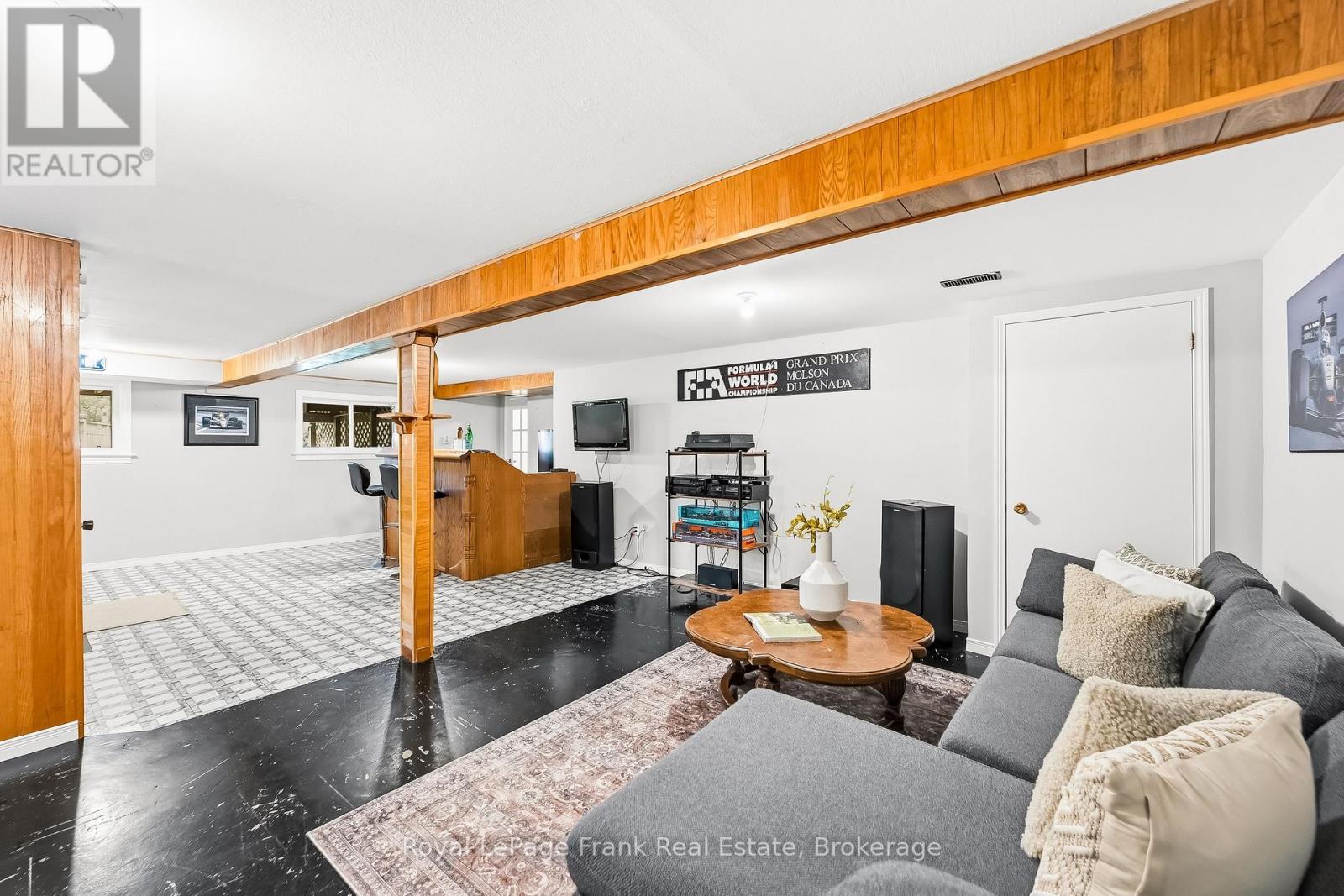 32 JACOBSEN BOULEVARD - Image 21