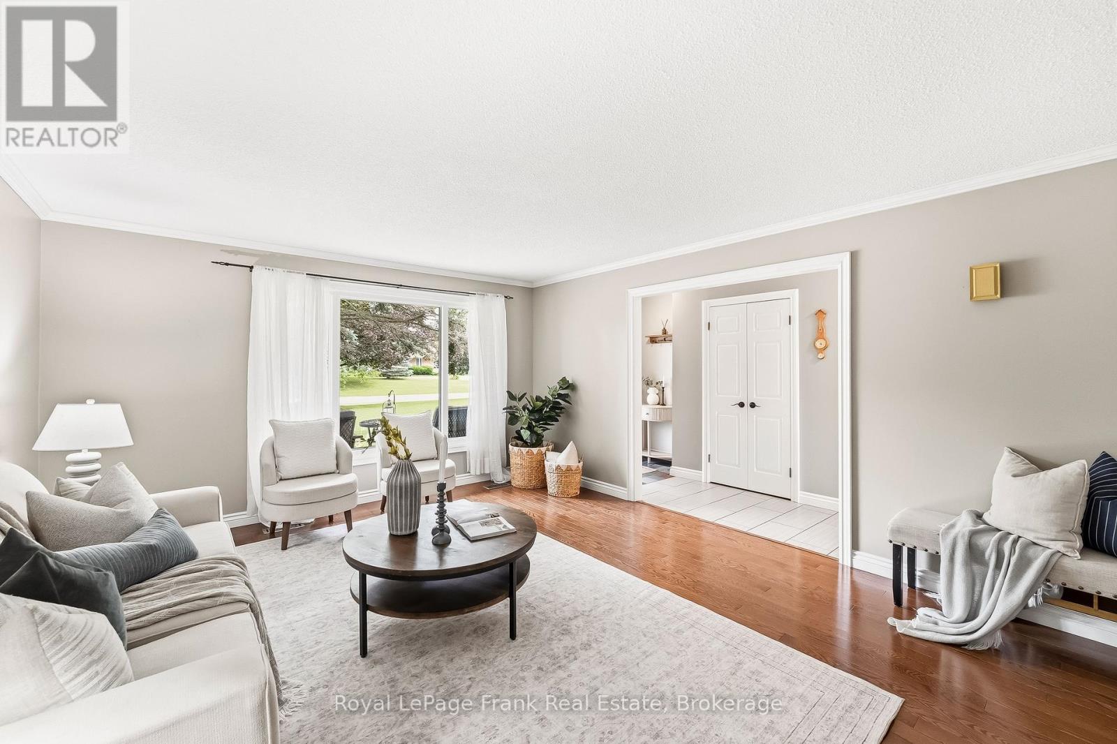 32 JACOBSEN BOULEVARD - Image 8