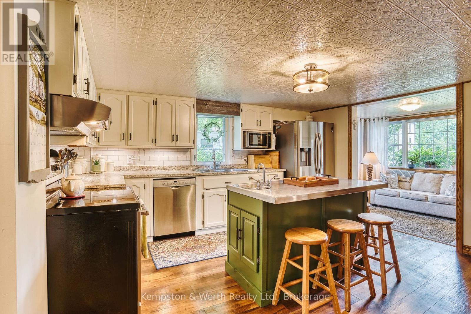 3017 LOUISA STREET - 16