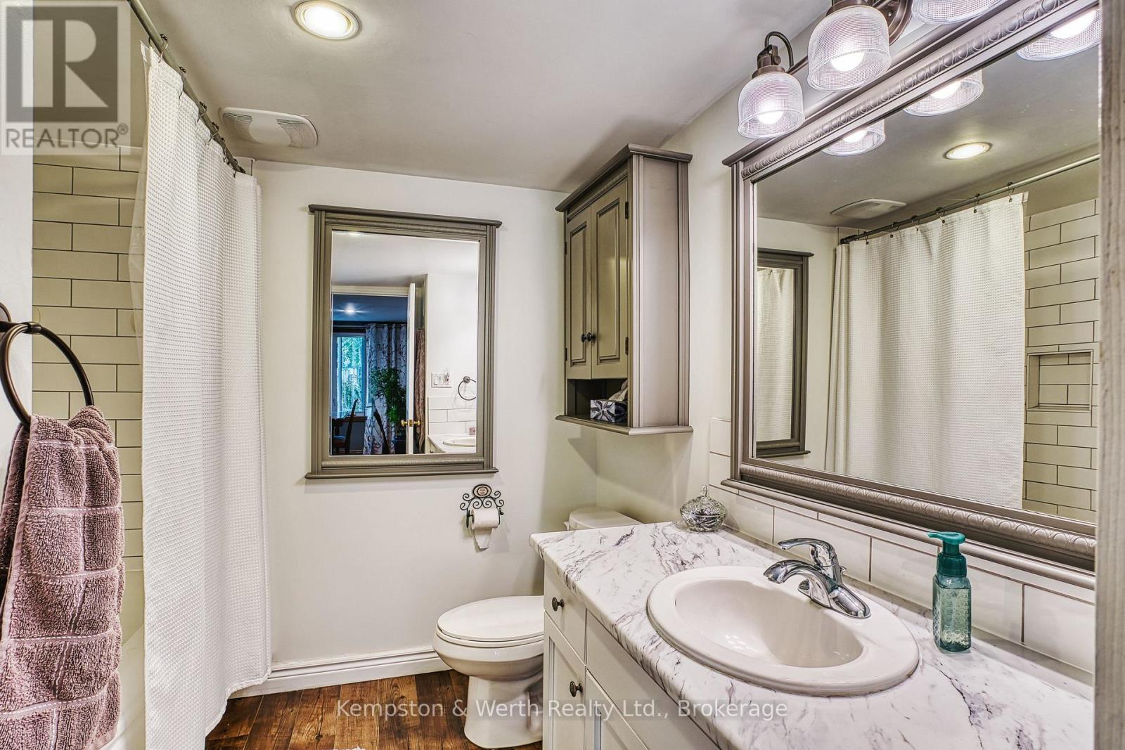 3017 LOUISA STREET - 23