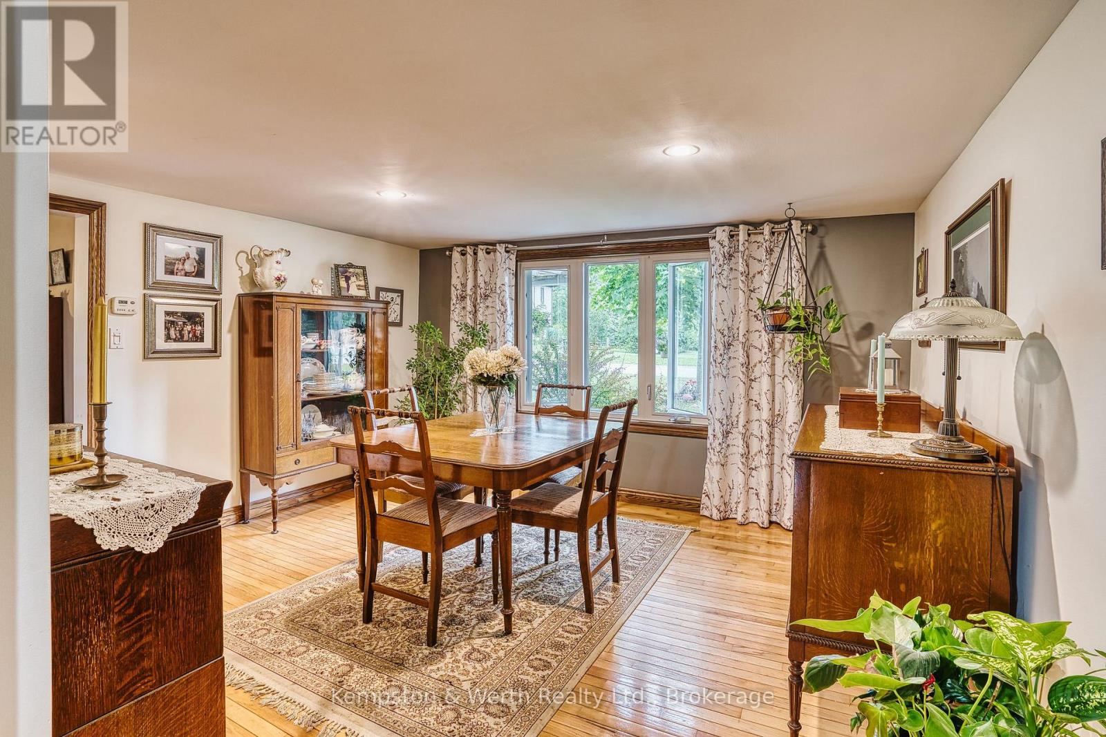 3017 LOUISA STREET - 24