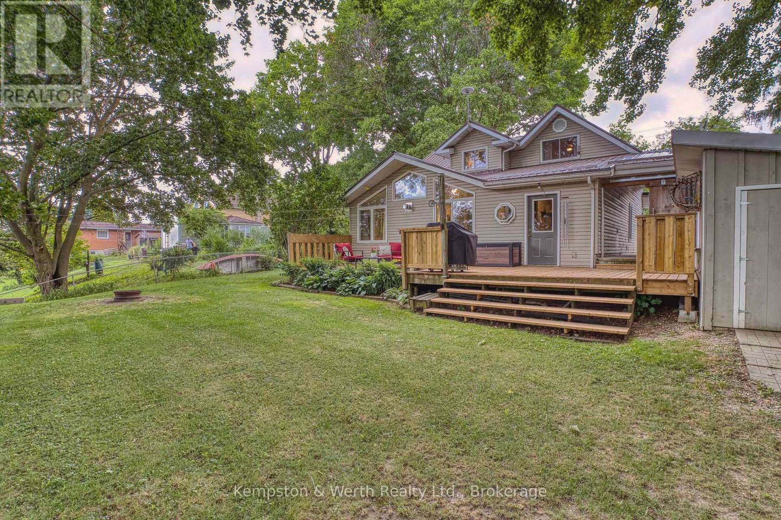 3017 LOUISA STREET - 32