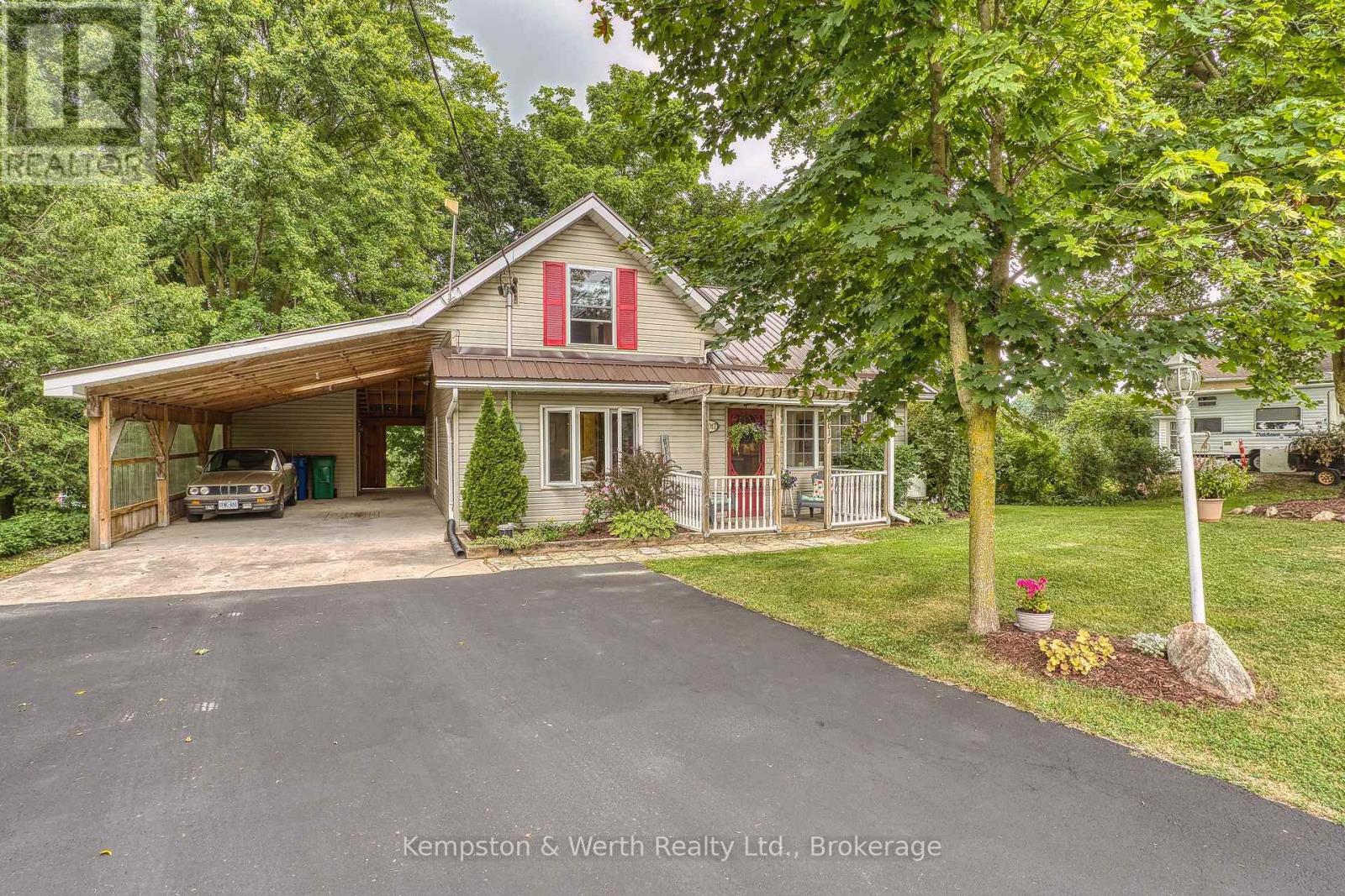 3017 LOUISA STREET - 4