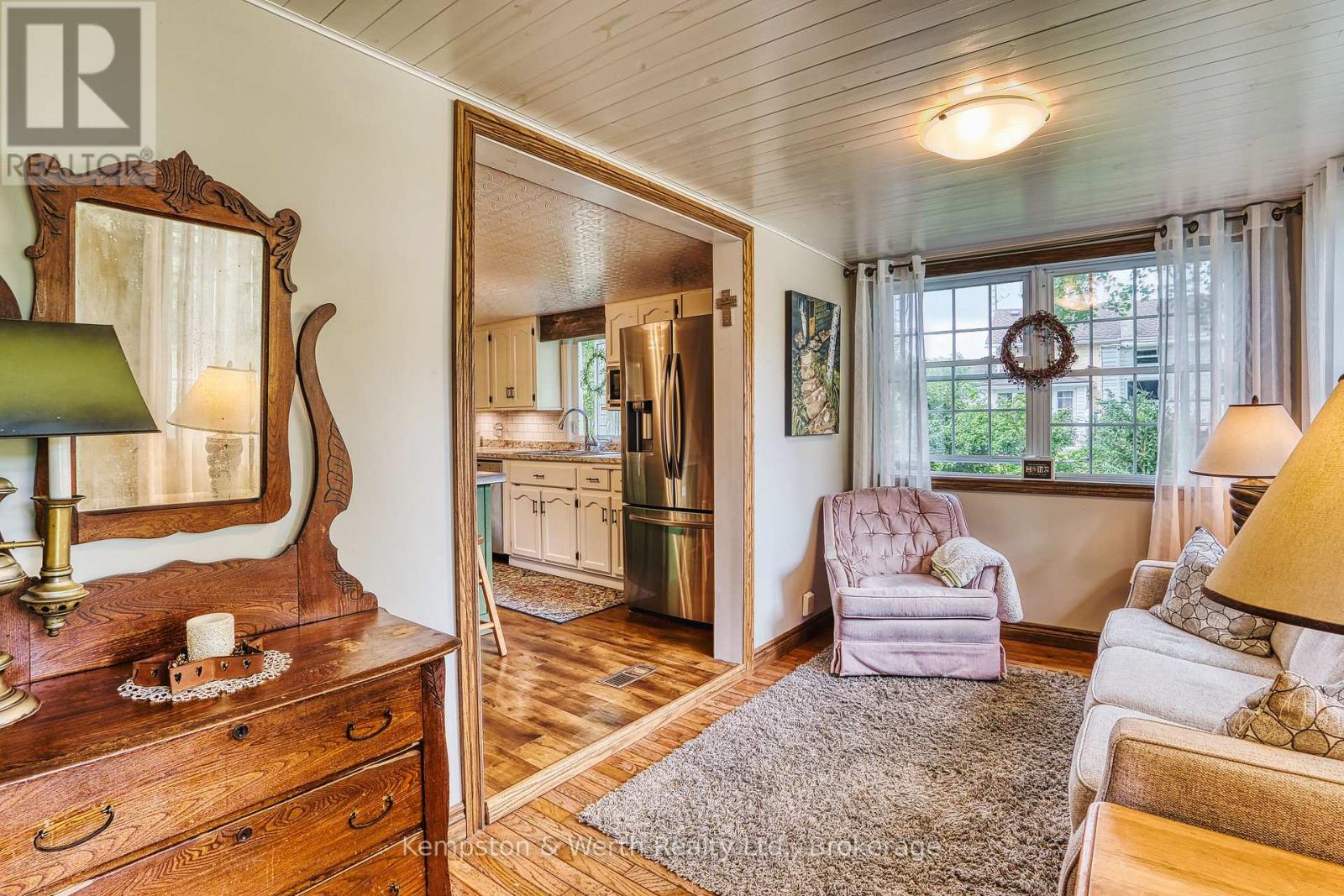 3017 LOUISA STREET - 7